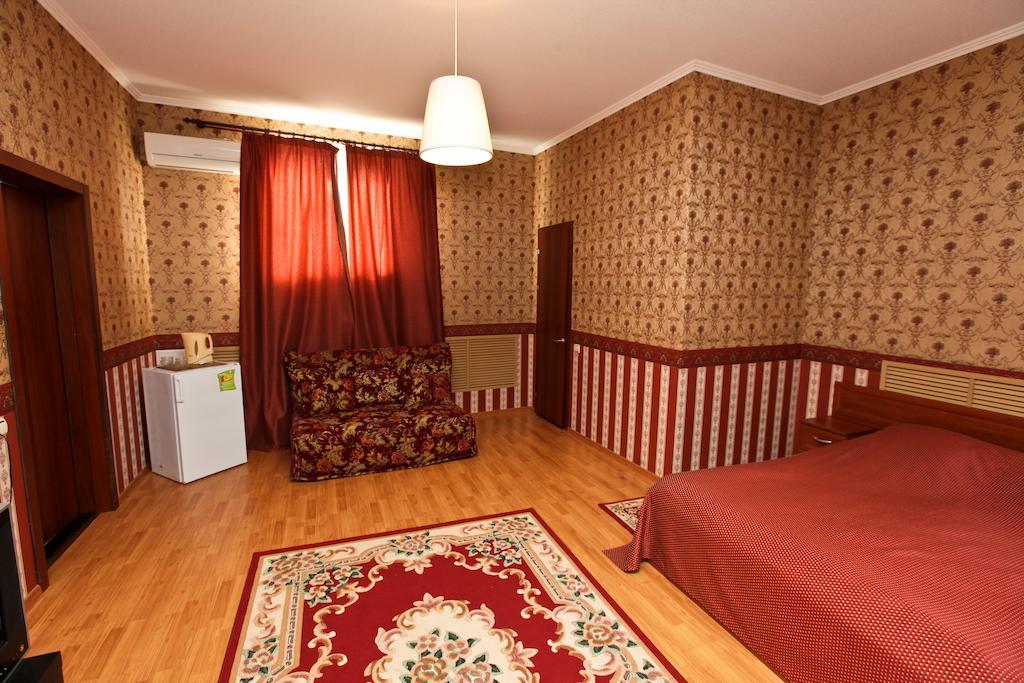 Domashny Ochag Hotel Krasnodar Kamer foto